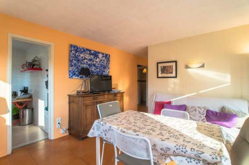 Calella de Palafrugell Apartment Sleeps 4