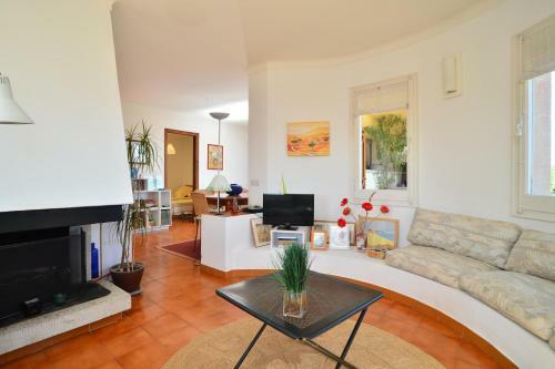 Calella de Palafrugell Apartment Sleeps 4 Pool