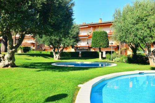 Calella de Palafrugell Apartment Sleeps 4 Pool