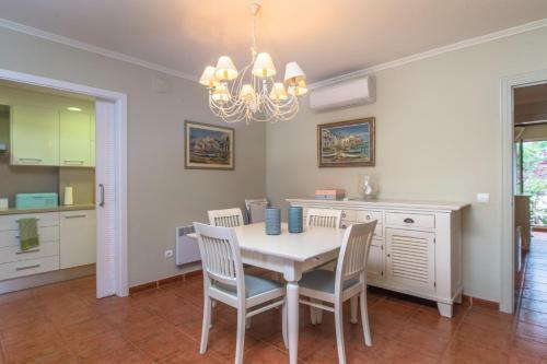 Calella de Palafrugell Apartment Sleeps 6