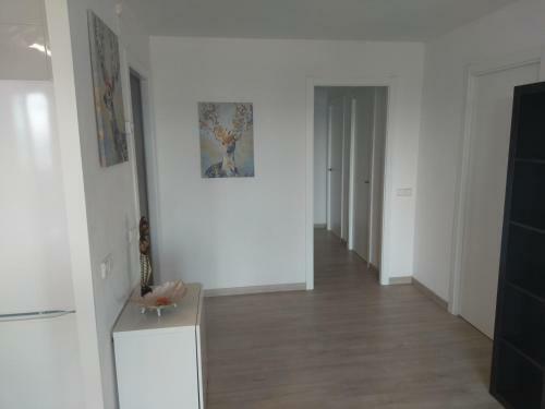 Luxury Apartment Accommodation, Next To Beach & Train Station Calella