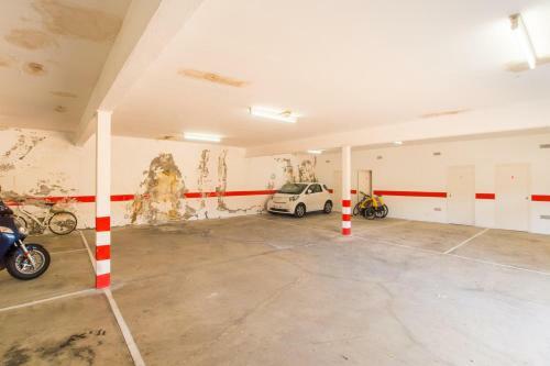 L-1 Calella de Palafrugell 8 Pax
