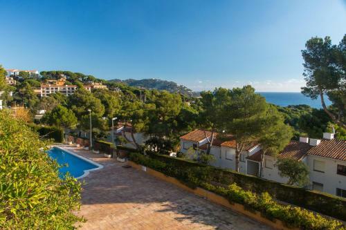 L-1 Calella de Palafrugell 8 Pax