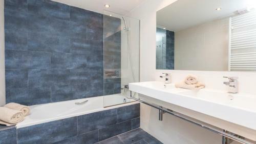 Calella de Palafrugell Villa Sleeps 11 With Pool