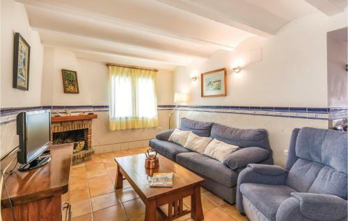 Five-bedroom Holiday Home In Callosa D'en Sarria