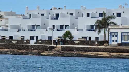 Apartamento Cal�ndula Beach 1�linea Mar