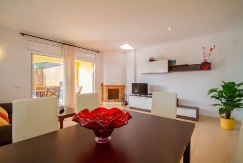 Les Cabanyes Villa Sleeps 6 Pool Wifi