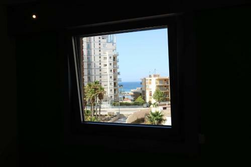 2 Bedrooms Apartment With Sea Views