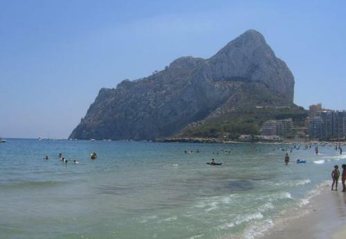 Calpe Villa Sleeps 7 With Pool Air Con And Wifi