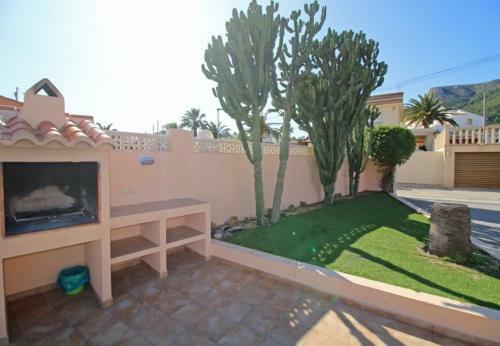 Calpe Villa Sleeps 11 With Pool Air Con And Wifi