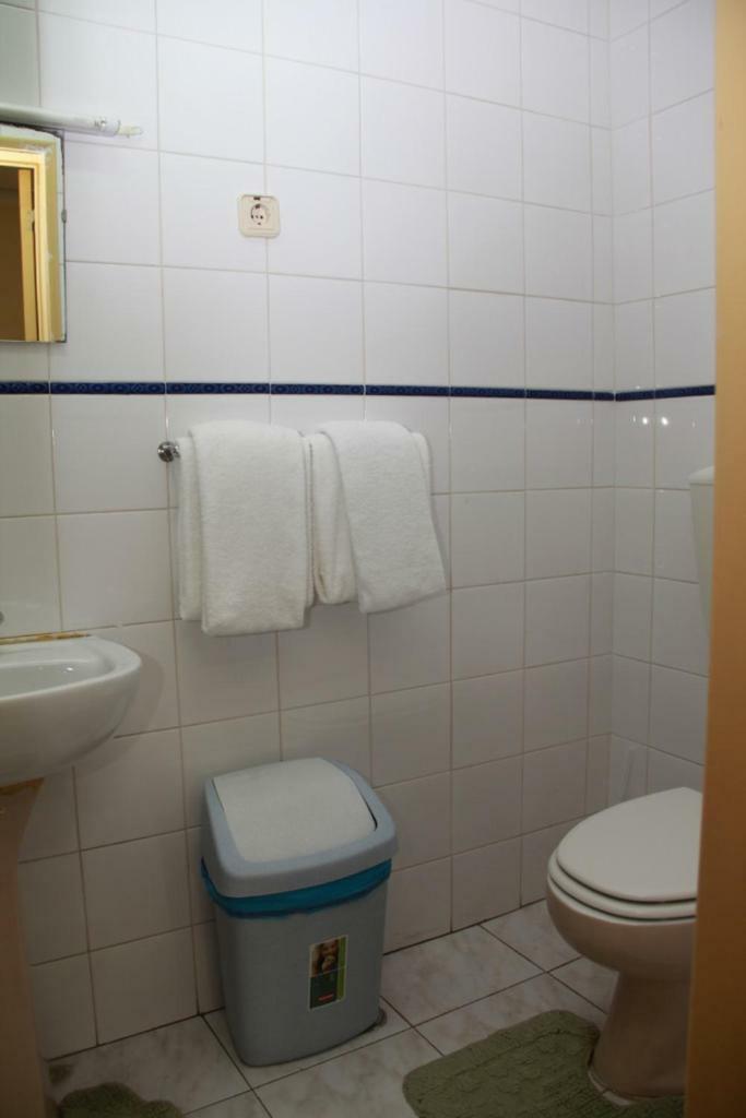 Hostal Pensao Residencial Flor Dos Cavaleiros