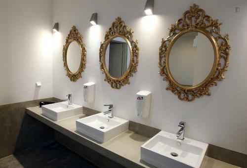 Lost Inn Lisbon Hostel
