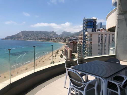 Apartamento Infinium 12b Primera Linea de Playa Arenal