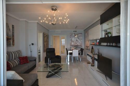 Apartamento Balcones De La Zofra Ref 234