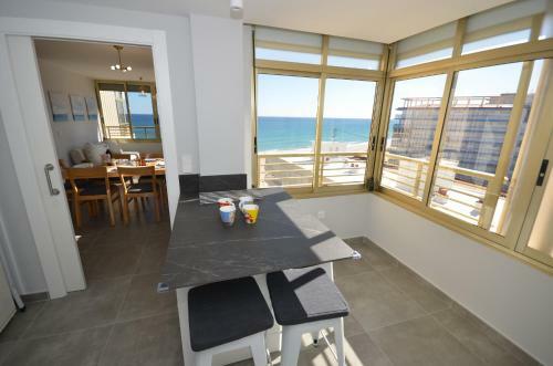 Apartamento Torre Edinso -ref254