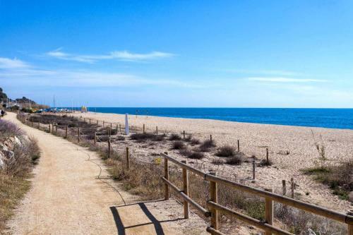 Rodalera Apartment Beach Sea Views With Pool