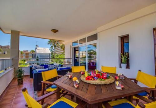 Can Picafort Holiday Home Sleeps 6 With Pool Air Con And Wifi