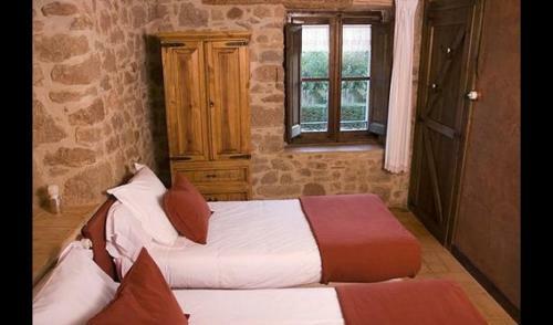 Cardona Villa Sleeps 17 With Pool