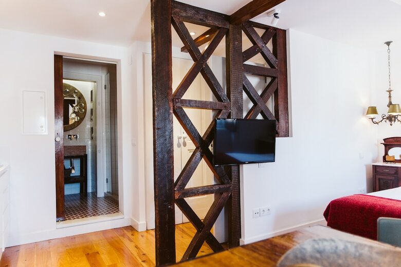 54 Santa Catarina Apartments