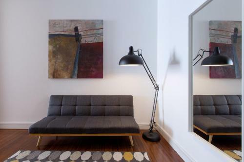 Hostal Lost Lisbon :: Guesthouse