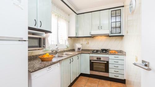 Villa In Caules Sleeps 6 With Pool