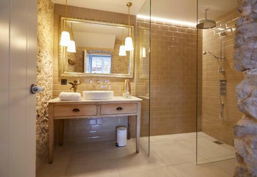 Agroturismo Llimona Suites