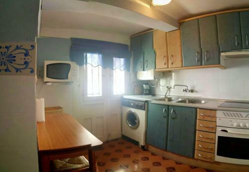 Apartment With One Bedroom In Cuenca