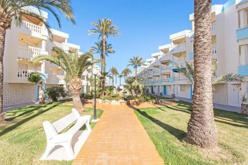 Denia Apartment Sleeps 4 Pool Air Con Wifi