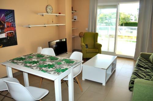 Apartamento Planta Baja A 100 Metros de La Playa