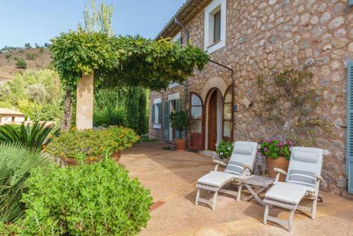 Deia Town House Sleeps 8 With Pool And Air Con