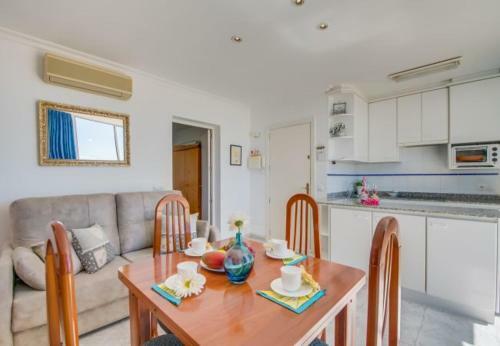 Port D'alcudia Apartment Sleeps 2 With Air Con