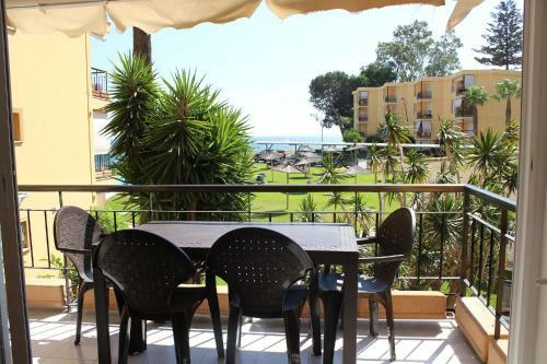 Apartamento Playa Bella 2-2a