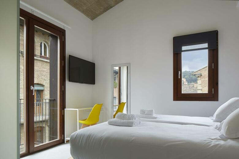 Hostal Estella Rooms - Autocheckin