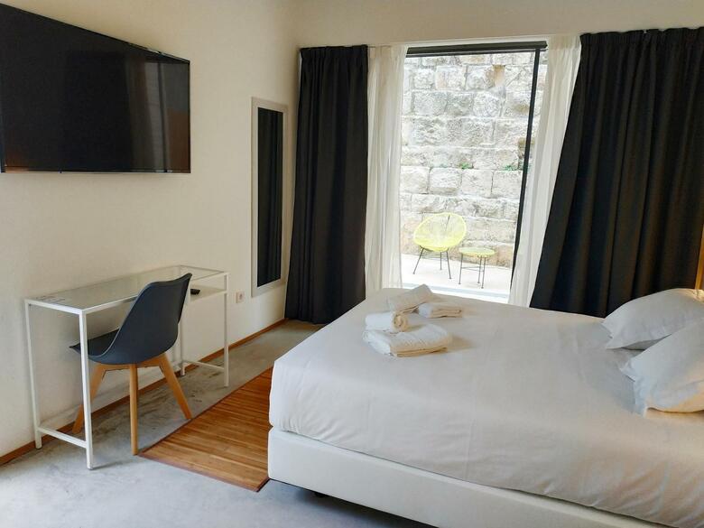 Hostal Estella Rooms - Autocheckin