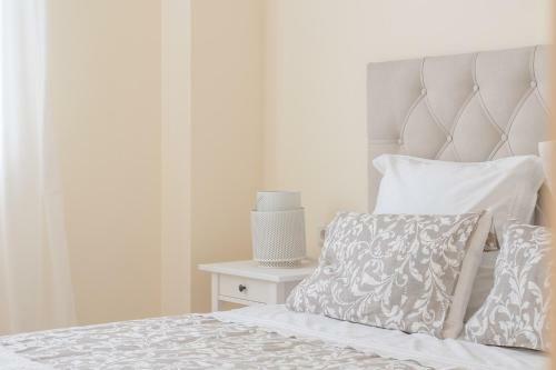 Apartamento Oleholidays Avenida Espa�a Centro Estepona 50 M. Playa
