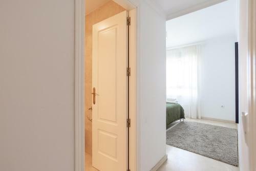 Puerta Del Mar, Apartamento Con Piscina