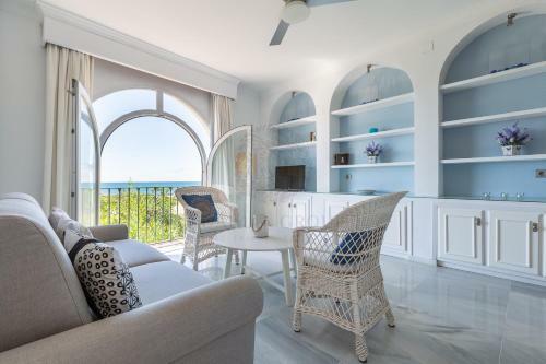 Belgravia Beach Apartments By Dahlia Group