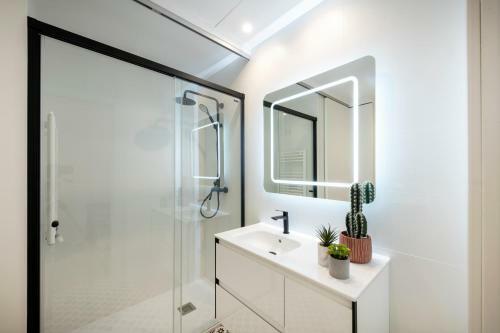 R32 Boutique Apartments