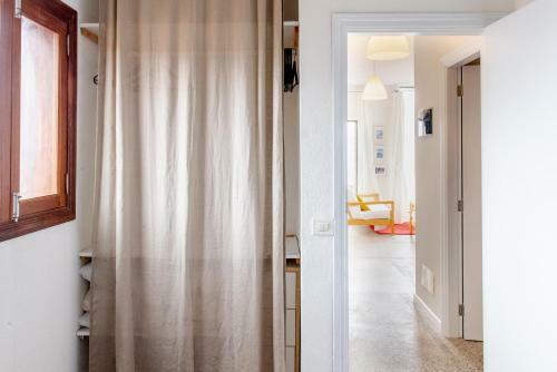 Unique Volcanic House By The Sea