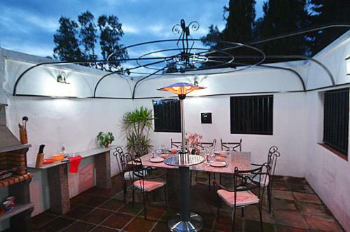Fuengirola Villa Sleeps 10 Pool Air Con Wifi