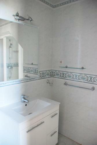 Fuengirola Villa Sleeps 10 Pool Air Con Wifi