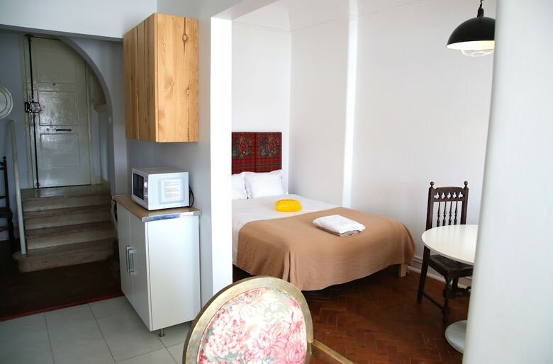 Hostal Sunny Lisbon - Guest House And Residence