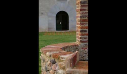 Girona Villa Sleeps 8 With Pool