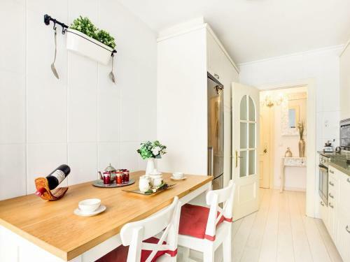 Charming Apartment In Gij�n Near Seabeach