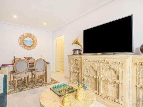 Charming Apartment In Gij�n Near Seabeach