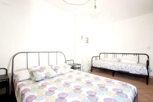 House With 2 Bedrooms In Granada With Terrace And Wifi
