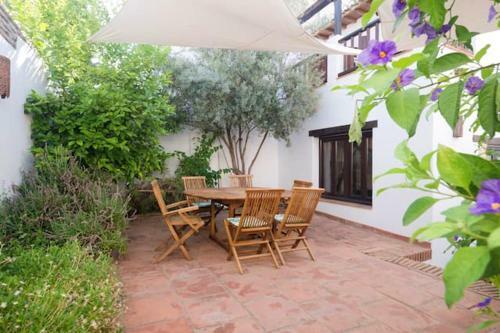 House With 2 Bedrooms In Granada With Terrace And Wifi