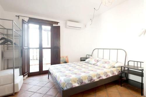 House With 2 Bedrooms In Granada With Terrace And Wifi