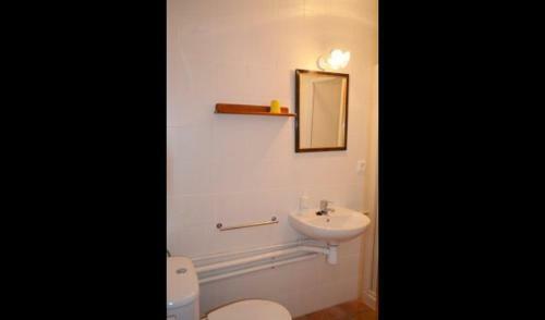Guardia de Tremp Villa Sleeps 6 With Pool And Air Con