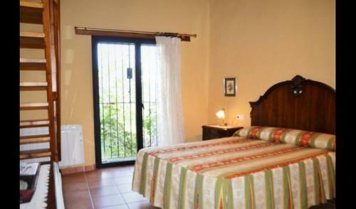 Guardia de Tremp Villa Sleeps 6 With Pool And Air Con